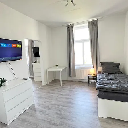 Modern - Wlan - Smart-tv - Kitchen - For Workers - 5 7 Pers *